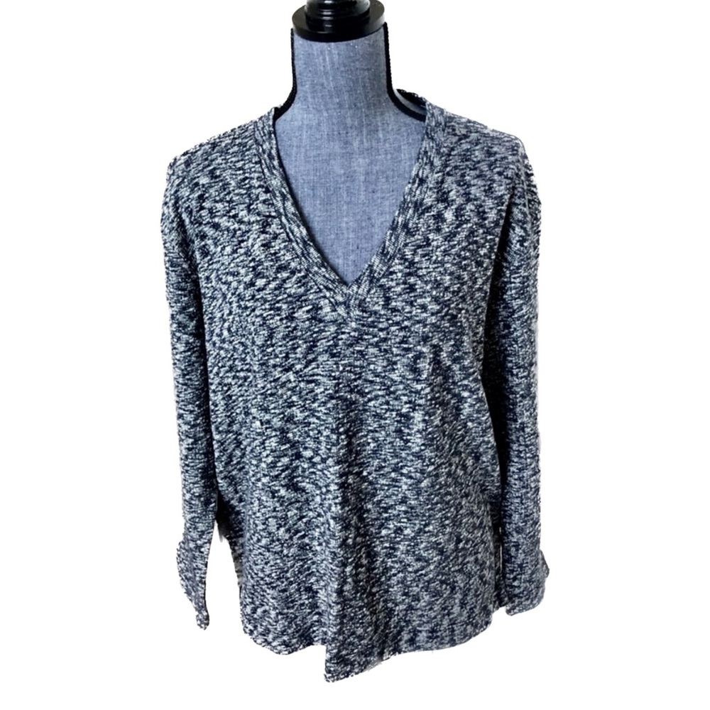 NWT Lou & Grey Black and White Sweater